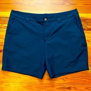 Lululemon Men’s Navy Shorts Size 38